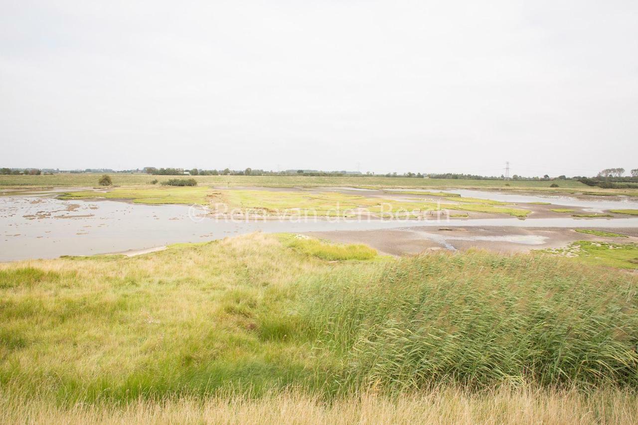 Tilias Hotel Ellewoutsdijk Екстериор снимка